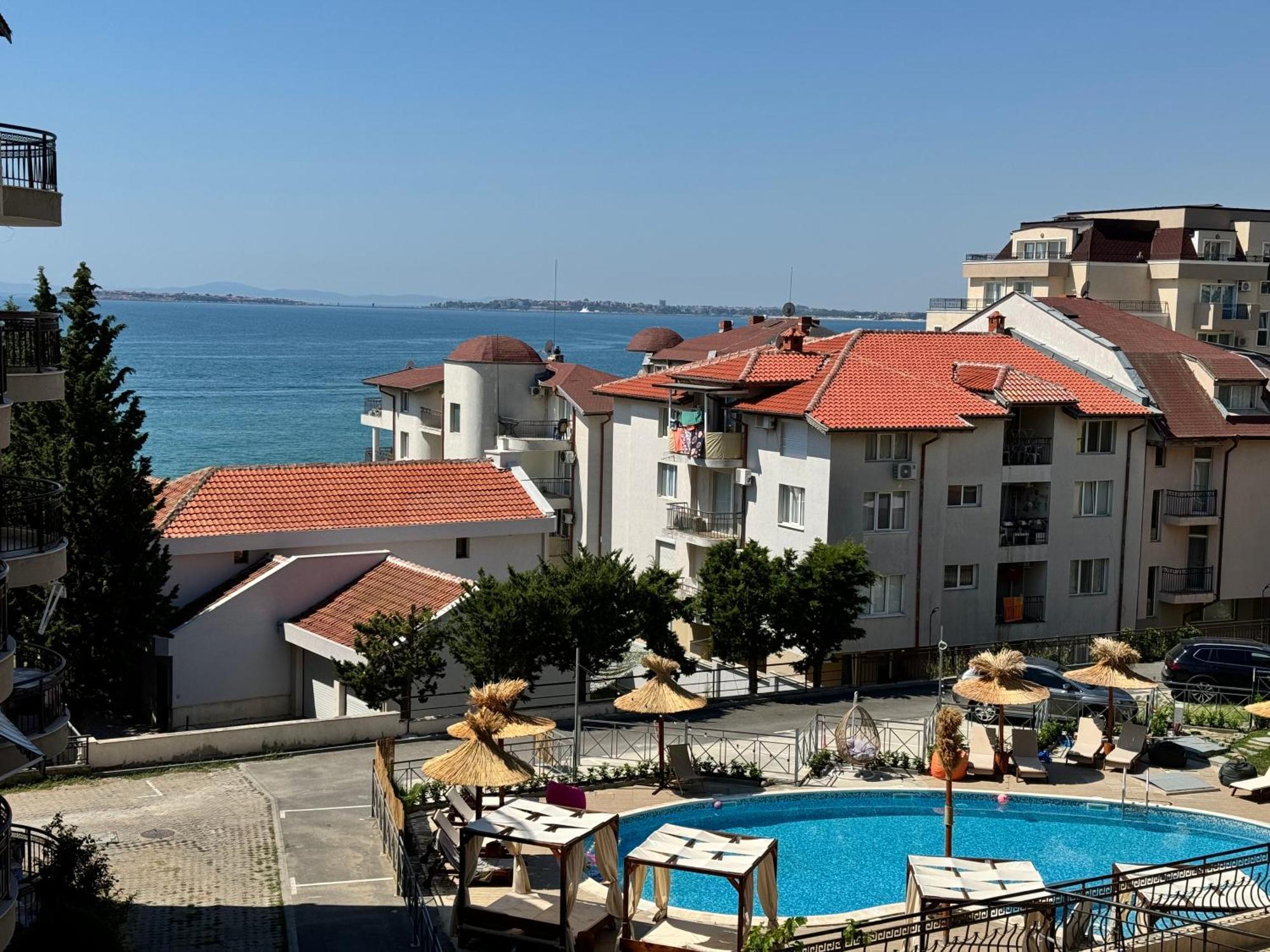 Marina Bay Apart Saint Vlas สวิติ วลัส ภายนอก รูปภาพ